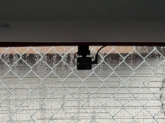 アルト ハイブリッドＸ　衝突軽減　社外ＳＤナビ　シートヒーター　ＥＴＣ　ＬＥＤヘッドライト　ドアバイザー　ドライブレコーダー　アイドリングストップ　コーナーセンサー　車線逸脱警報装置　横滑り防止装置　プッシュスタート（5枚目）