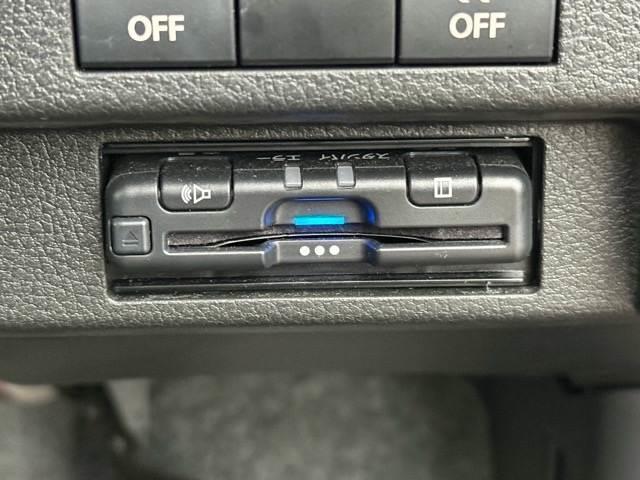 アルト ハイブリッドＸ　衝突軽減　社外ＳＤナビ　シートヒーター　ＥＴＣ　ＬＥＤヘッドライト　ドアバイザー　ドライブレコーダー　アイドリングストップ　コーナーセンサー　車線逸脱警報装置　横滑り防止装置　プッシュスタート（6枚目）