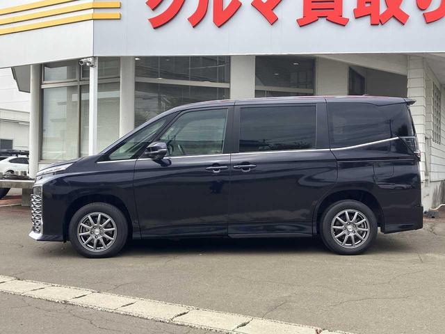 ヴォクシー S-Z ETC バックカメラ Bluetooth接続 左右パワースライドドア 電動リアゲート ユニバーサルステップ 寒冷地仕様 シートヒーター ワイパーデアイサー 4WD 禁煙車 DVD再生(22枚目)