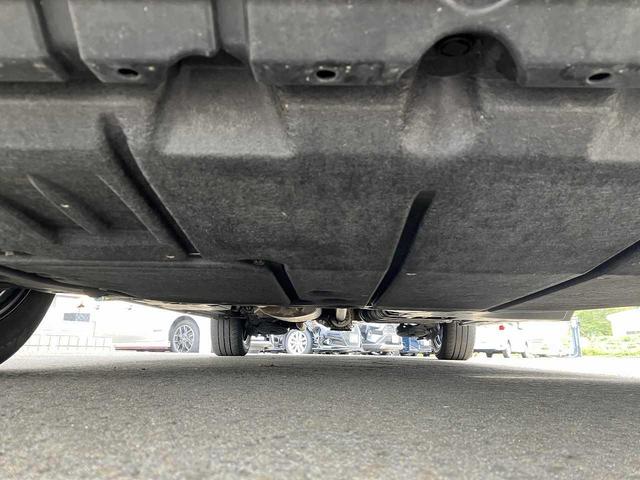 ヴォクシー S-Z ETC バックカメラ Bluetooth接続 左右パワースライドドア 電動リアゲート ユニバーサルステップ 寒冷地仕様 シートヒーター ワイパーデアイサー 4WD 禁煙車 DVD再生(31枚目)