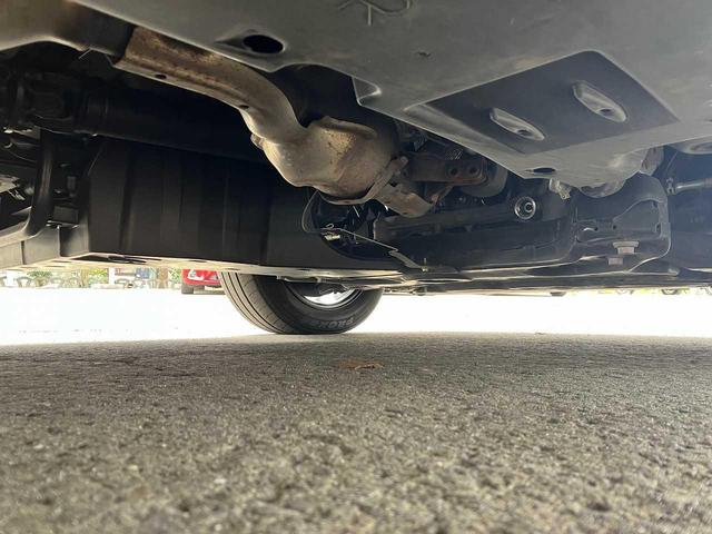 ヴォクシー S-Z ETC バックカメラ Bluetooth接続 左右パワースライドドア 電動リアゲート ユニバーサルステップ 寒冷地仕様 シートヒーター ワイパーデアイサー 4WD 禁煙車 DVD再生(36枚目)