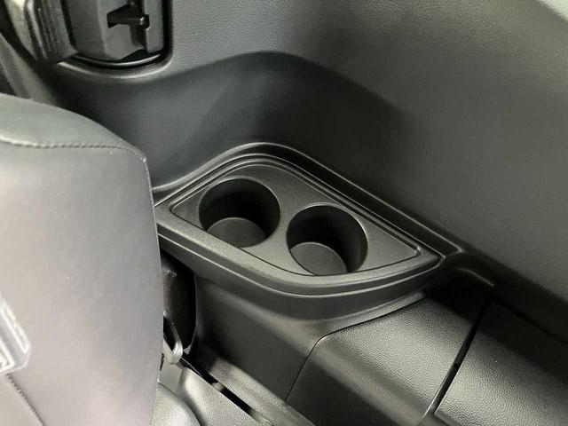 ヴォクシー S-Z ETC バックカメラ Bluetooth接続 左右パワースライドドア 電動リアゲート ユニバーサルステップ 寒冷地仕様 シートヒーター ワイパーデアイサー 4WD 禁煙車 DVD再生(64枚目)