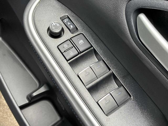ヴォクシー S-Z ETC バックカメラ Bluetooth接続 左右パワースライドドア 電動リアゲート ユニバーサルステップ 寒冷地仕様 シートヒーター ワイパーデアイサー 4WD 禁煙車 DVD再生(71枚目)