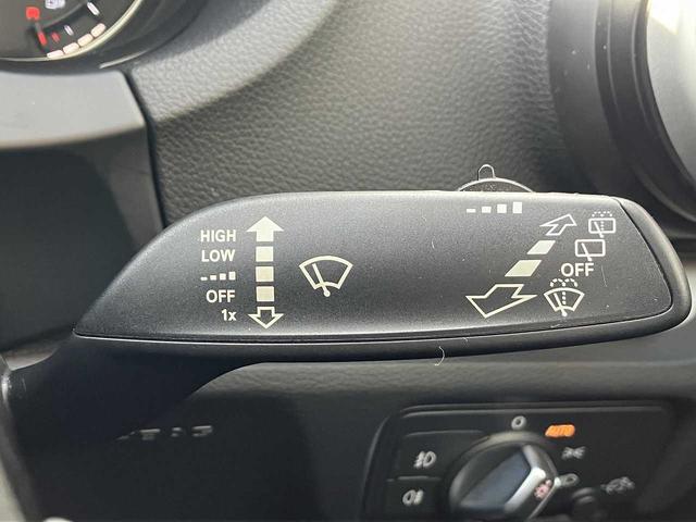 Ａ３ スポーツバック１．８ＴＦＳＩクワトロ　４ＷＤ　ＥＴＣ　バックカメラ　アダプティブクルーズコントロール機能　クリアランスソナー　パドルシフト　オートデュアルエアコン　ヘッドライトウォッシャー　ドライブセレクト　　ミラーヒーター　ＣＤ（52枚目）