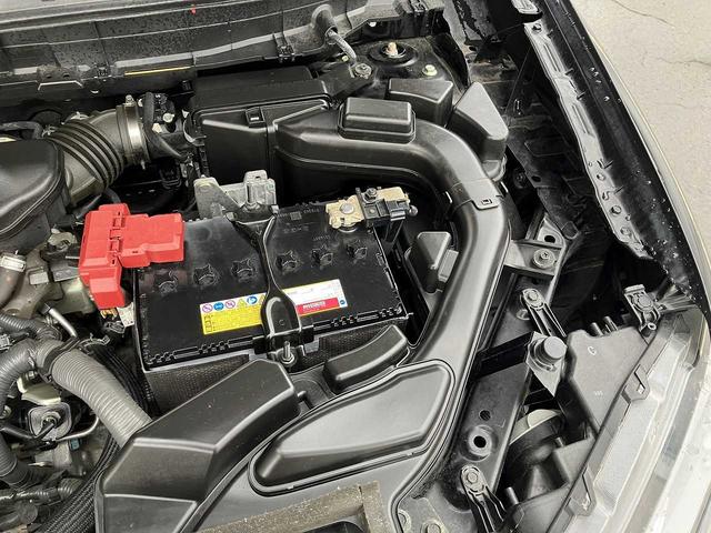 エクストレイル 20X エマージェンシーブレーキパッケージ ワンオーナー ドライブレコーダー クリアランスソナー ヒルディセントコントロール 4WD MODEスイッチ バックカメラ シートヒーター デュアルオートエアコン TVフルセグ ナビ MM115D-W(29枚目)