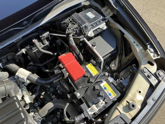 アルトラパン Ｇ　４ＷＤ　ワンオーナー　シートヒーター　クリアランスソナー　レーンキープアシスト　　オートライト　ディスプレイオーディオ　ＰＶＨ－９３００ＤＶＳＺＳ　衝突被害軽減ブレーキ　ＣＤ　ＤＶＤ再生（26枚目）