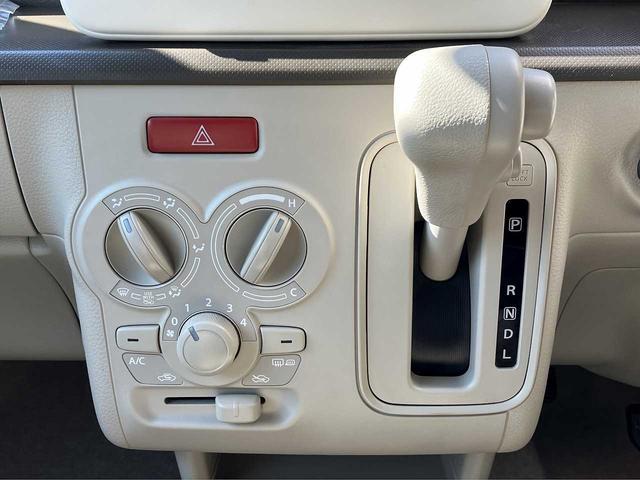 アルトラパン Ｇ　４ＷＤ　ワンオーナー　シートヒーター　クリアランスソナー　レーンキープアシスト　　オートライト　ディスプレイオーディオ　ＰＶＨ－９３００ＤＶＳＺＳ　衝突被害軽減ブレーキ　ＣＤ　ＤＶＤ再生（44枚目）