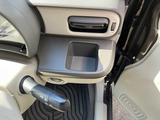 アルトラパン Ｇ　４ＷＤ　ワンオーナー　シートヒーター　クリアランスソナー　レーンキープアシスト　　オートライト　ディスプレイオーディオ　ＰＶＨ－９３００ＤＶＳＺＳ　衝突被害軽減ブレーキ　ＣＤ　ＤＶＤ再生（60枚目）