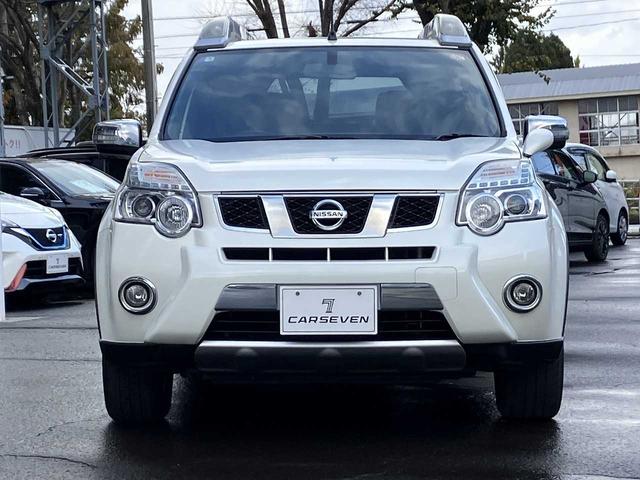 エクストレイル ２０Ｘｔ　４ＷＤ　４ＷＤ　ＭＯＤＥスイッチ　前後シートヒーター　ヒルディセントコントロール　横滑り防止機能　オートライト　ナビＭＰ３１１Ｄ－Ａ　ＴＶフルセグ　Ｂｌｕｅｔｏｏｔｈ接続　ＣＤ　ＤＶＤ再生（14枚目）