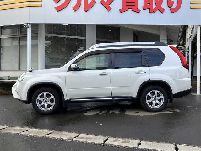 エクストレイル ２０Ｘｔ　４ＷＤ　４ＷＤ　ＭＯＤＥスイッチ　前後シートヒーター　ヒルディセントコントロール　横滑り防止機能　オートライト　ナビＭＰ３１１Ｄ－Ａ　ＴＶフルセグ　Ｂｌｕｅｔｏｏｔｈ接続　ＣＤ　ＤＶＤ再生（20枚目）