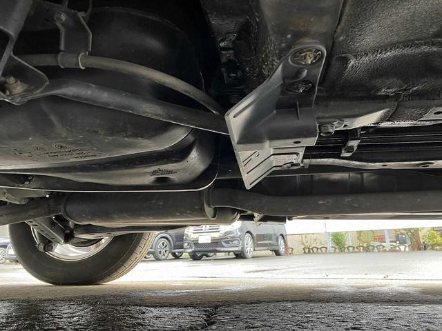 エクストレイル ２０Ｘｔ　４ＷＤ　４ＷＤ　ＭＯＤＥスイッチ　前後シートヒーター　ヒルディセントコントロール　横滑り防止機能　オートライト　ナビＭＰ３１１Ｄ－Ａ　ＴＶフルセグ　Ｂｌｕｅｔｏｏｔｈ接続　ＣＤ　ＤＶＤ再生（34枚目）