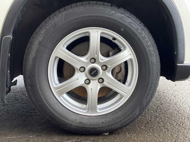 エクストレイル ２０Ｘｔ　４ＷＤ　４ＷＤ　ＭＯＤＥスイッチ　前後シートヒーター　ヒルディセントコントロール　横滑り防止機能　オートライト　ナビＭＰ３１１Ｄ－Ａ　ＴＶフルセグ　Ｂｌｕｅｔｏｏｔｈ接続　ＣＤ　ＤＶＤ再生（36枚目）