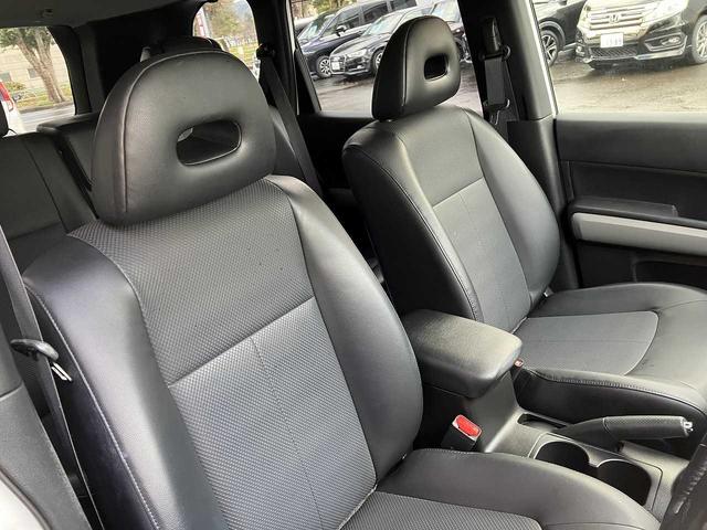 エクストレイル ２０Ｘｔ　４ＷＤ　４ＷＤ　ＭＯＤＥスイッチ　前後シートヒーター　ヒルディセントコントロール　横滑り防止機能　オートライト　ナビＭＰ３１１Ｄ－Ａ　ＴＶフルセグ　Ｂｌｕｅｔｏｏｔｈ接続　ＣＤ　ＤＶＤ再生（49枚目）