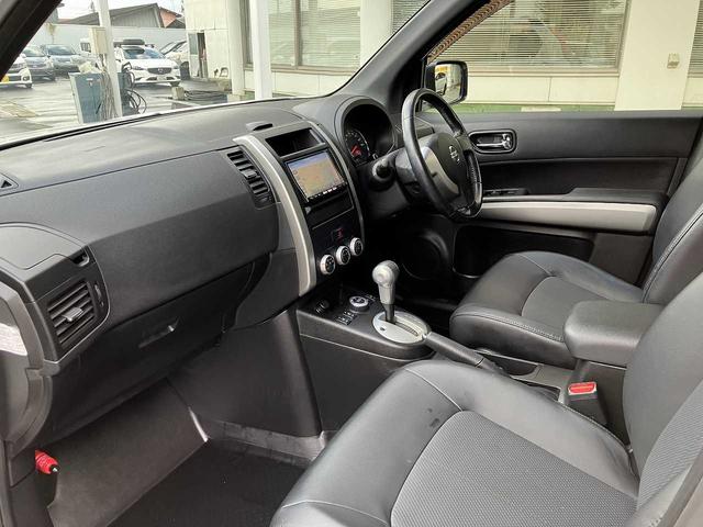 エクストレイル ２０Ｘｔ　４ＷＤ　４ＷＤ　ＭＯＤＥスイッチ　前後シートヒーター　ヒルディセントコントロール　横滑り防止機能　オートライト　ナビＭＰ３１１Ｄ－Ａ　ＴＶフルセグ　Ｂｌｕｅｔｏｏｔｈ接続　ＣＤ　ＤＶＤ再生（53枚目）