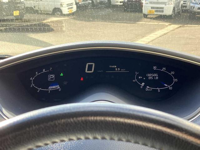 セレナ ハイウェイスター 4WD ETC バックカメラ クルーズコントロール フリップダウンモニター 横滑り防止機能 オートアイドリングストップ リアエアコン TVフルセグ CD DVD再生 Bluetooth接続(8枚目)