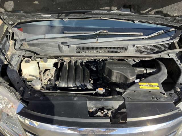 セレナ ハイウェイスター 4WD ETC バックカメラ クルーズコントロール フリップダウンモニター 横滑り防止機能 オートアイドリングストップ リアエアコン TVフルセグ CD DVD再生 Bluetooth接続(26枚目)