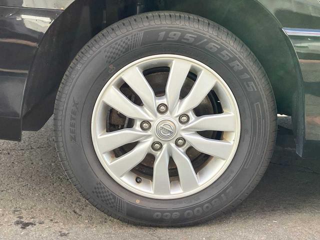 セレナ ハイウェイスター 4WD ETC バックカメラ クルーズコントロール フリップダウンモニター 横滑り防止機能 オートアイドリングストップ リアエアコン TVフルセグ CD DVD再生 Bluetooth接続(40枚目)