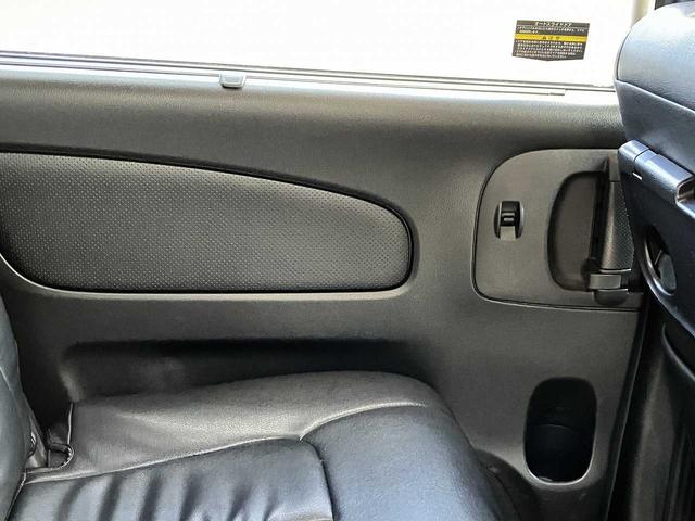 セレナ ハイウェイスター 4WD ETC バックカメラ クルーズコントロール フリップダウンモニター 横滑り防止機能 オートアイドリングストップ リアエアコン TVフルセグ CD DVD再生 Bluetooth接続(65枚目)