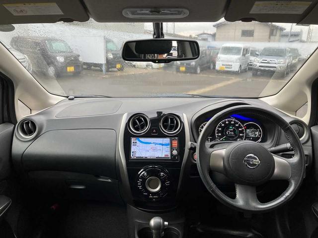 当店の中古車をご覧いただきありがとうございます。全国納車可能です。まずはお見積りをご覧になってみませんか？　気になったら在庫確認・見積もり依頼ボタンをクリック♪