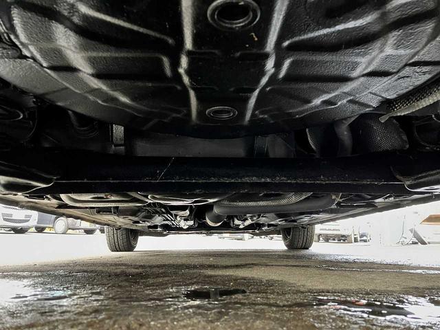 大いに悩む中古車選び。当店の車が少しでも気になっていただけたようであればお気に入りに追加をお願い致します♪あとで見返すと良いことあるかも？？　更新は随時行っております♪