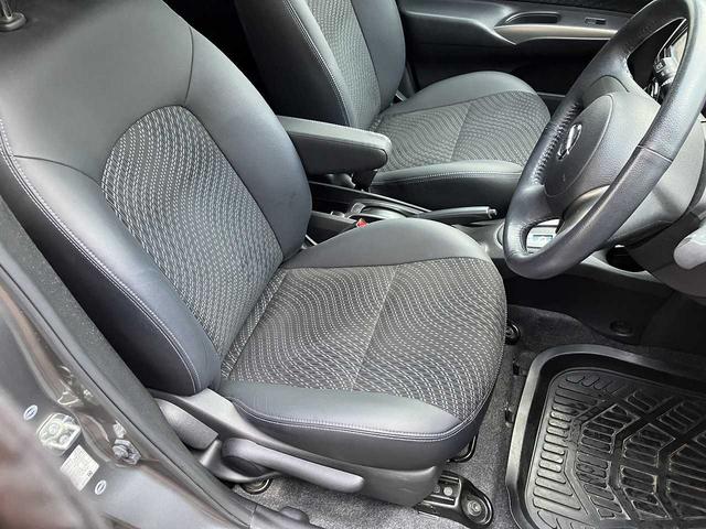 当店の中古車をご覧いただきありがとうございます。全国納車可能です。まずはお見積りをご覧になってみませんか？　気になったら在庫確認・見積もり依頼ボタンをクリック♪