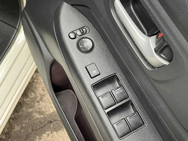 だいたいのお客様がオートローンを組まれて購入しております。大事なのは総予算でなく、無理なく月々いくらお支払いができそうかだと思います。ローンシミュレーションを活用ください！意外とほしいの買えるかも！？