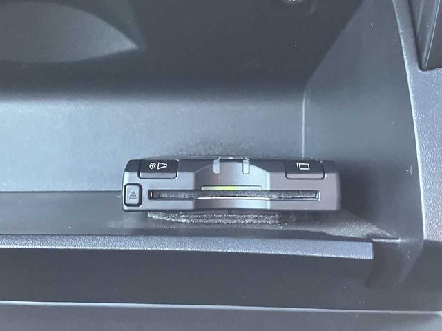 セレナ ライダー ブラックライン S-ハイブリッド ETC バックカメラ ドライブレコーダー 左右パワースライドドア クルーズコントロール フリップダウンモニター 横滑り防止機能 オートアイドリングストップ リアエアコン ナビVIE-X088VS(16枚目)