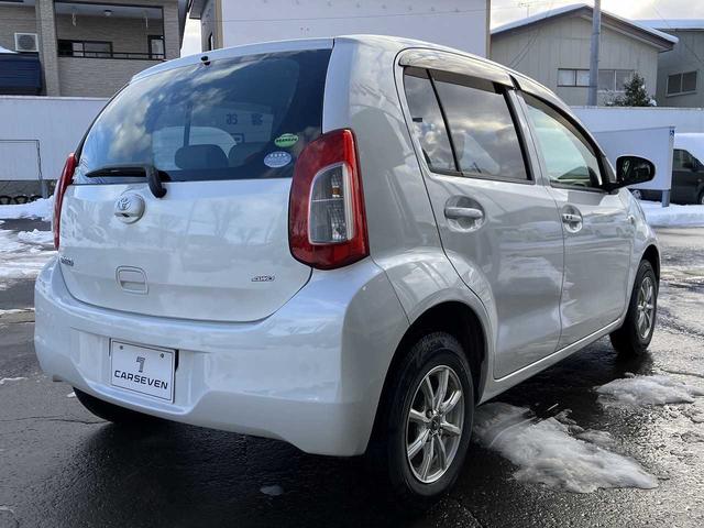 パッソ Ｘ　Ｌパッケージ　４ＷＤ　ＥＴＣ　横滑り防止機能　ワイパーデアイサー　バックカメラ　電動格納ミラー　ナビＡＶＩＣ－ＲＷ７１０　ＴＶフルセグ　ＣＤ　ＤＶＤ再生（20枚目）