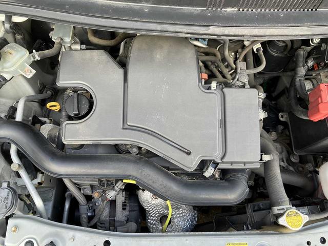 パッソ Ｘ　Ｌパッケージ　４ＷＤ　ＥＴＣ　横滑り防止機能　ワイパーデアイサー　バックカメラ　電動格納ミラー　ナビＡＶＩＣ－ＲＷ７１０　ＴＶフルセグ　ＣＤ　ＤＶＤ再生（28枚目）