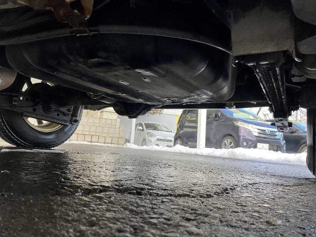 パッソ Ｘ　Ｌパッケージ　４ＷＤ　ＥＴＣ　横滑り防止機能　ワイパーデアイサー　バックカメラ　電動格納ミラー　ナビＡＶＩＣ－ＲＷ７１０　ＴＶフルセグ　ＣＤ　ＤＶＤ再生（33枚目）