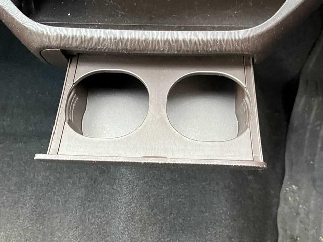 パッソ Ｘ　Ｌパッケージ　４ＷＤ　ＥＴＣ　横滑り防止機能　ワイパーデアイサー　バックカメラ　電動格納ミラー　ナビＡＶＩＣ－ＲＷ７１０　ＴＶフルセグ　ＣＤ　ＤＶＤ再生（46枚目）