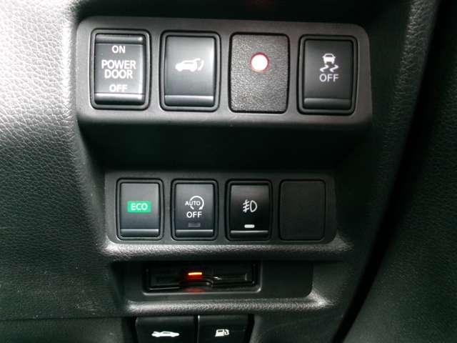 エクストレイル ２．０　２０Ｘｉ　２列車　４ＷＤ　純正９型ナビ　全方位カメラ（12枚目）