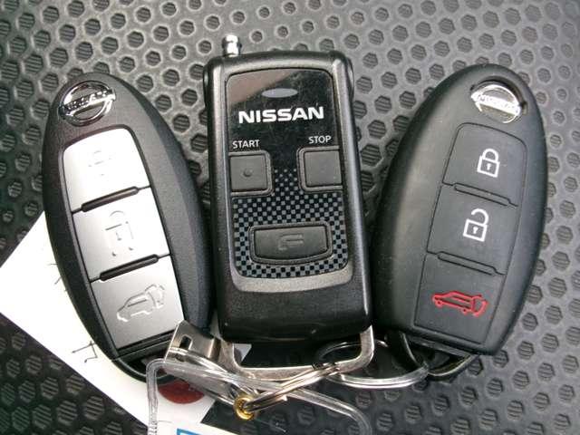 エクストレイル ２．０　２０Ｘｉ　２列車　４ＷＤ　純正９型ナビ　全方位カメラ（14枚目）