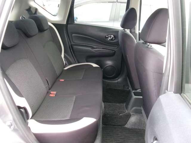 ノート １．２　ｅ－ＰＯＷＥＲ　Ｘ　ＦＯＵＲ　４ＷＤ　切替４ＷＤ　純正ナビ　全方位カメラ　ＥＴＣ　ＣＤ（9枚目）