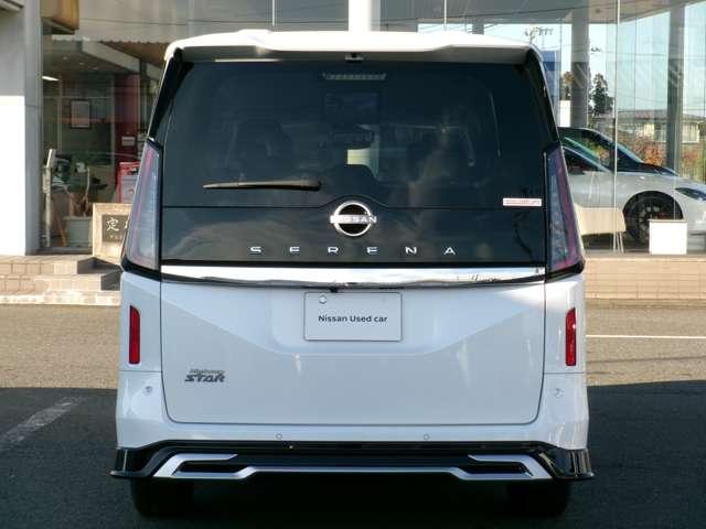 セレナ 2.0 ハイウェイスターV Vセレクション 純正9型ナビ 全方位カメラ(16枚目)