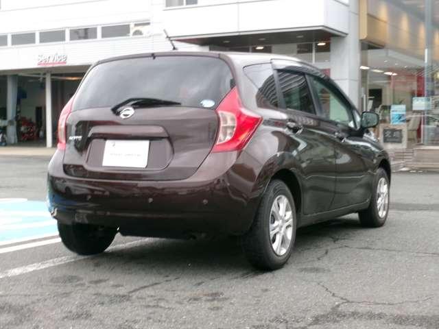 ノート １．２　Ｘ　ＦＯＵＲ　４ＷＤ　純正ナビ　アラウンドビュー　前後ソナー（3枚目）