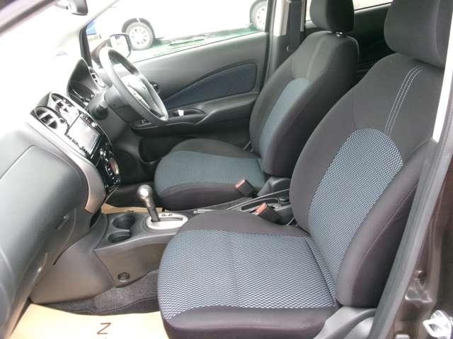 ノート １．２　Ｘ　ＦＯＵＲ　４ＷＤ　純正ナビ　アラウンドビュー　前後ソナー（10枚目）