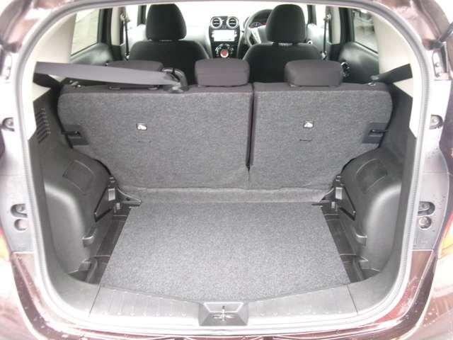 ノート １．２　Ｘ　ＦＯＵＲ　４ＷＤ　純正ナビ　アラウンドビュー　前後ソナー（12枚目）