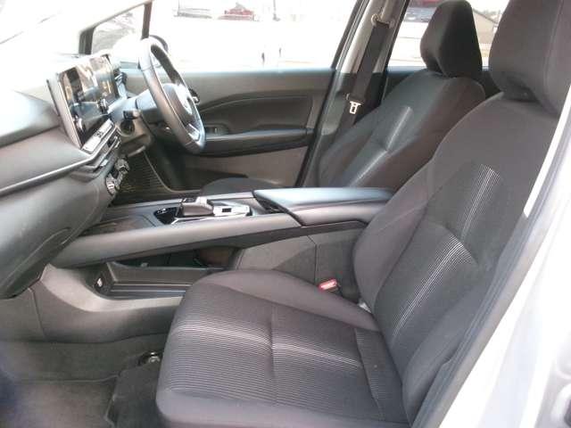 ノート １．２　Ｘ　ＦＯＵＲ　４ＷＤ　日産コネクトナビ（11枚目）