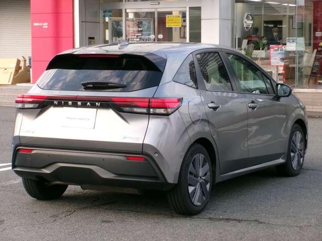 ノート １．２　Ｘ　ＦＯＵＲ　４ＷＤ　４ＷＤ　日産コネクトナビ（3枚目）