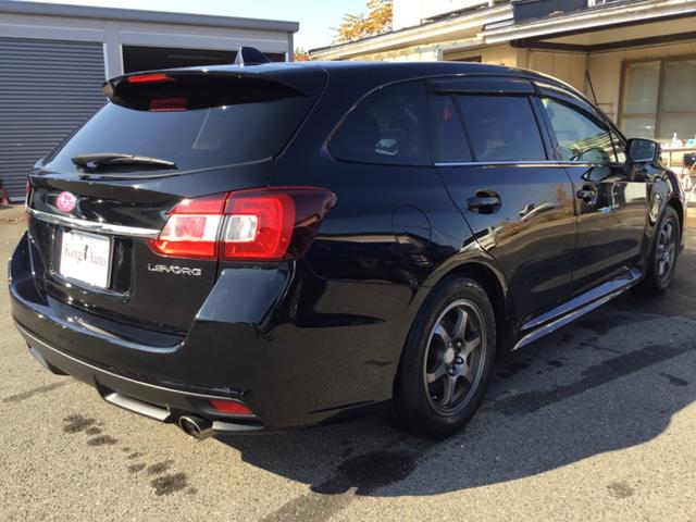 レヴォーグ １．６ＧＴアイサイト　プラウドエディション　４ＷＤ　ナビ　ＴＶ　ＤＶＤ　バックカメラ　ＥＴＣ　プッシュスタート（8枚目）