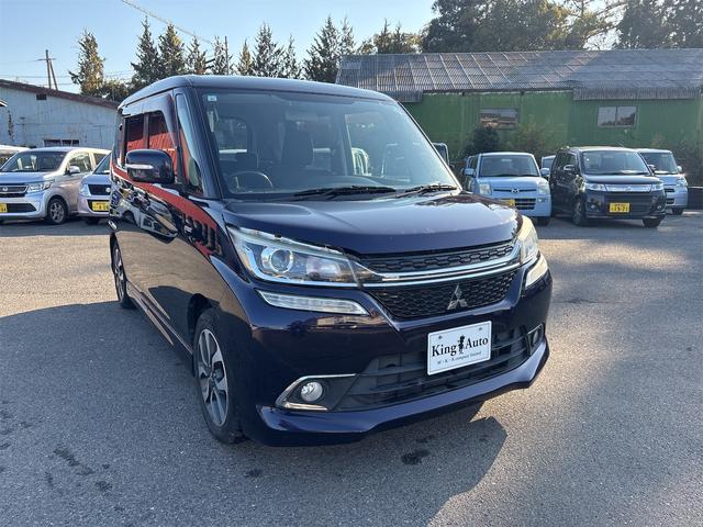 デリカＤ：２ カスタムハイブリッドＭＶ　４ＷＤ　ナビ　フルセグ　両側パワースライドドア　ＥＴＣ　シートヒーター（6枚目）