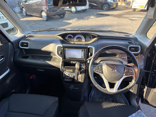 デリカＤ：２ カスタムハイブリッドＭＶ　４ＷＤ　ナビ　フルセグ　両側パワースライドドア　ＥＴＣ　シートヒーター（15枚目）