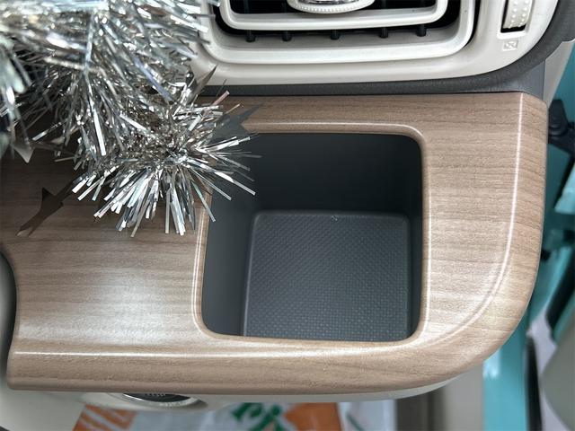 アルトラパン Ｓ　４ＷＤ　全周囲カメラ　ナビ　ＴＶ　衝突被害軽減システム　オートライト　ＨＩＤ　スマートキー　アイドリングストップ　電動格納ミラー　シートヒーター　ベンチシート　ＣＶＴ　盗難防止システム　ＡＢＳ　ＥＳＣ（44枚目）