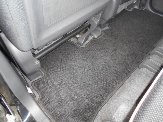 ハスラー Ｇ　４ＷＤ　タイミングチェーンエンジンＣＶＴオートマ　アイドリングストップ　プッシュスタートスマートキー　ＡＡＣ　衝突軽減ブレーキシステム　ダウンヒルアシストコントロール　横滑り防止装置　車検整備保証付（32枚目）