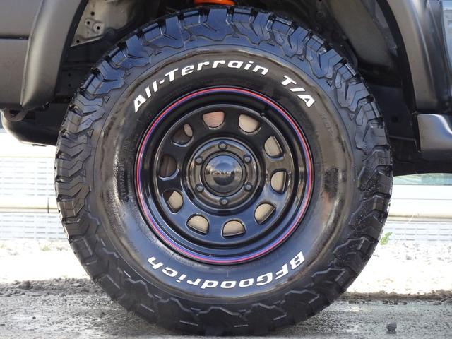 ハイラックスサーフ SSR-X ディーゼルターボ5速MT新品デイトナホイール新品BFタイヤ背面ハードカバー新品リフトアップ新品オレンジコーナークリスタルヘッドライト新品クラシックグリルレザー調シートカバー関東仕入ETC茶内装(13枚目)