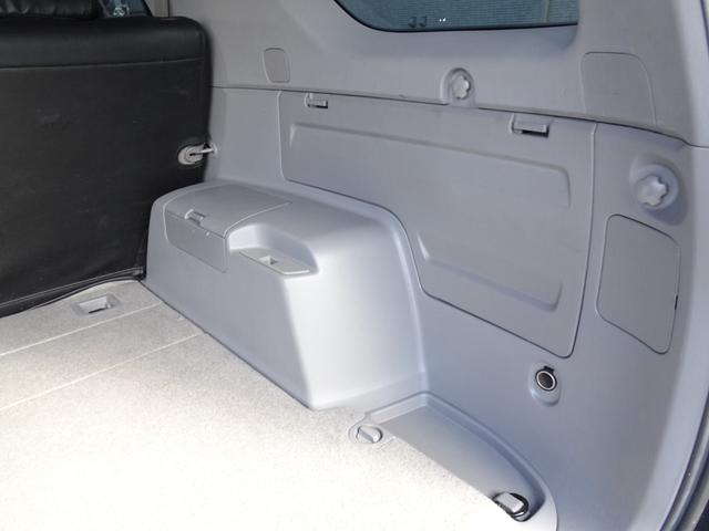 TOYOTA HILUX SURF SSR-G