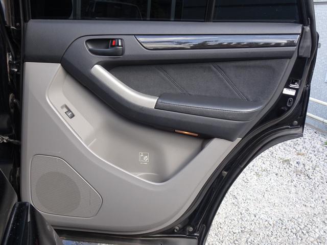 TOYOTA HILUX SURF SSR-G