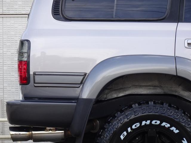 ランドクルーザー８０ ＶＸリミテッド　最終型レザーシート新品６インチリフトアップ新品ロックスター２＆新品マキシス１７インチマッドタイヤ新品ＬＥＤテールガナドールマフラーランチョショックＨＤＤナビ関東仕入ＥＴＣサンルーフＵＳコーナーレンズ（46枚目）