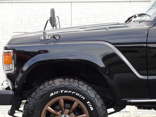 ランドクルーザー60 GX平屋根観音扉5速MTFJ62V新品鍛造17インチホイール新品BFグッドリッチATタイヤ新品グリル新品フロントバンパー新品リアバンパー新品ヘッドライト新品楽々ナビのディスプレイオーディオ西日本仕入(33枚目)